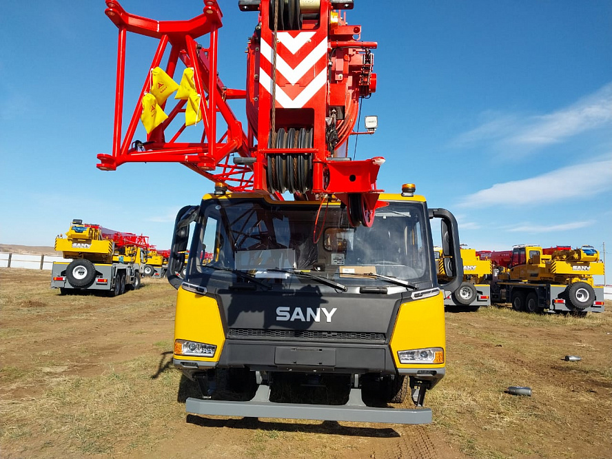Полноприводный автокран SANY STC300T5-5R