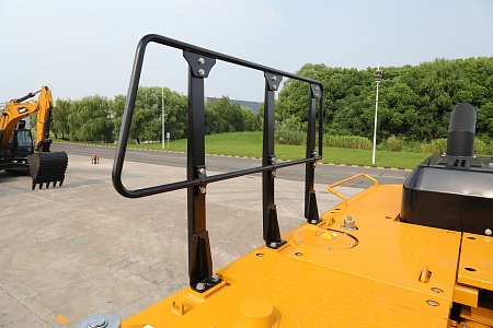 Экскаватор гусеничный SANY SY375H