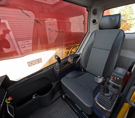 Автокран SANY STC300T5