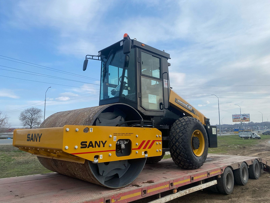 Каток грунтовый SANY SSR120C 10