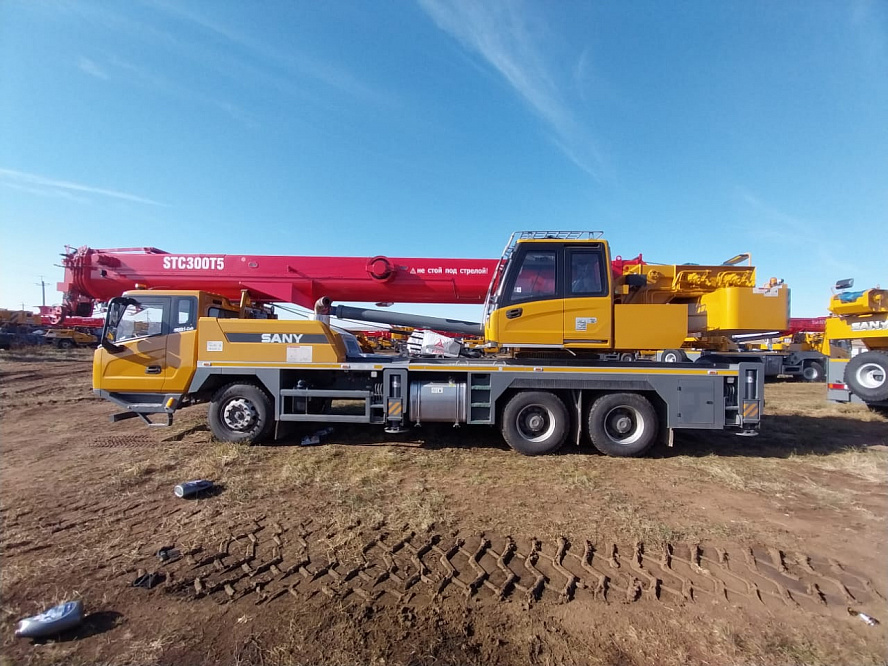 Полноприводный автокран SANY STC300T5-5R