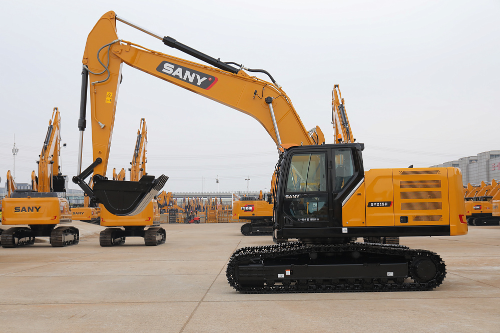 Экскаватор гусеничный SANY SY215H Pro