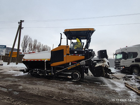 Асфальтоукладчик SANY SSP90C 8S