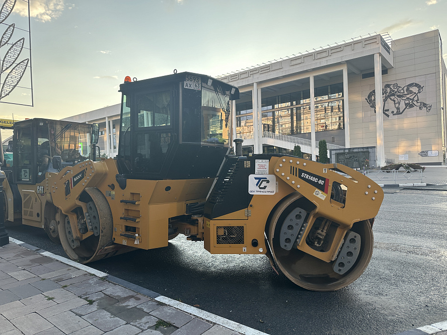 Каток асфальтовый SANY STR140C-8C