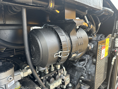 Тротуарный асфальтоукладчик SANY SAP30C-10