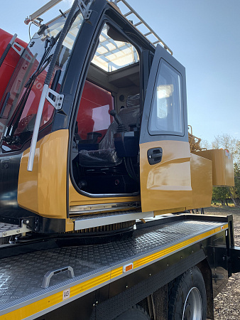 Полноприводный автокран SANY STC300T5-5R