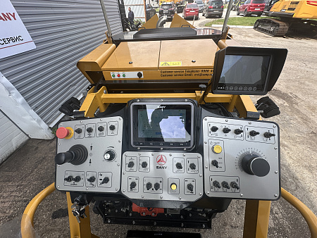 Тротуарный асфальтоукладчик SANY SAP30C-10
