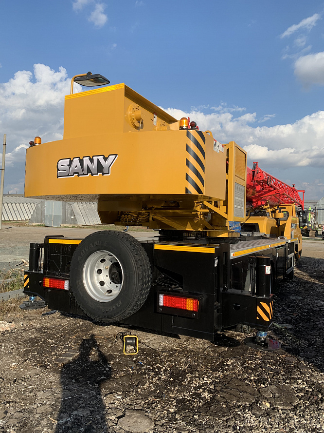 Полноприводный автокран SANY STC300T5-5R