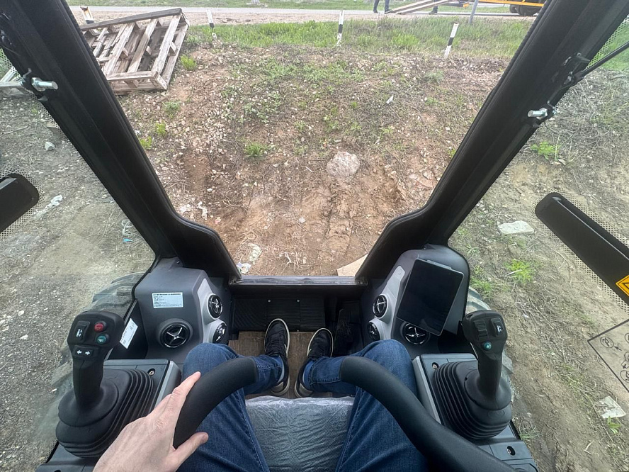 Мини погрузчик SANY SS270V