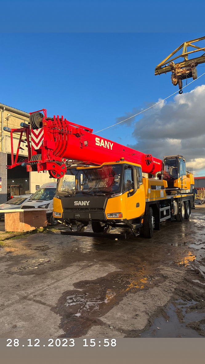 Полноприводный автокран SANY STC300T5-5R