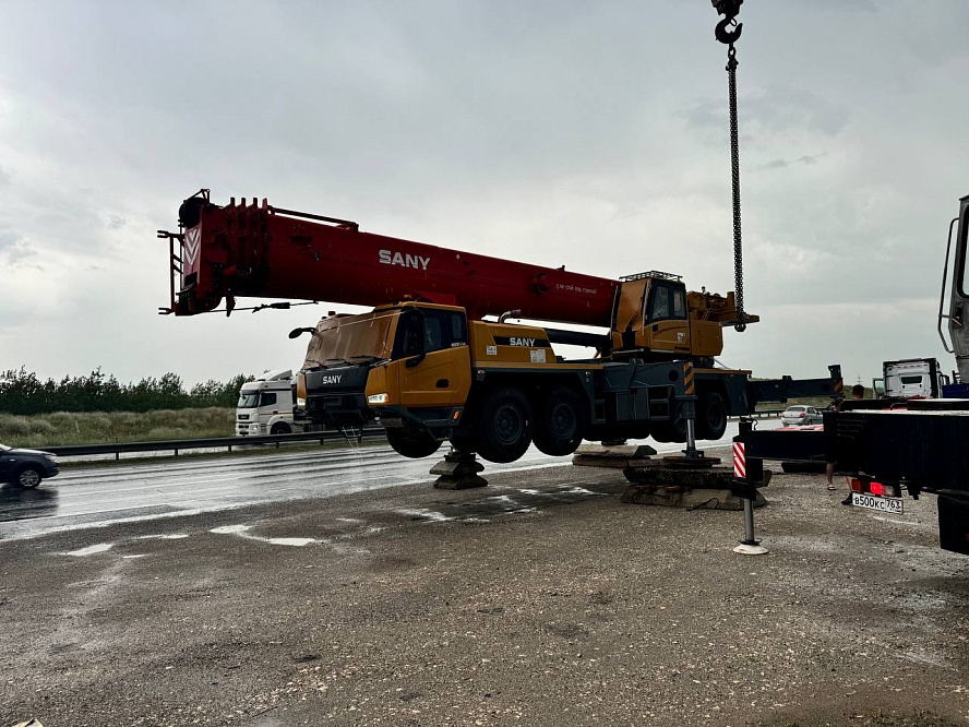 Автокран SANY STC800T5