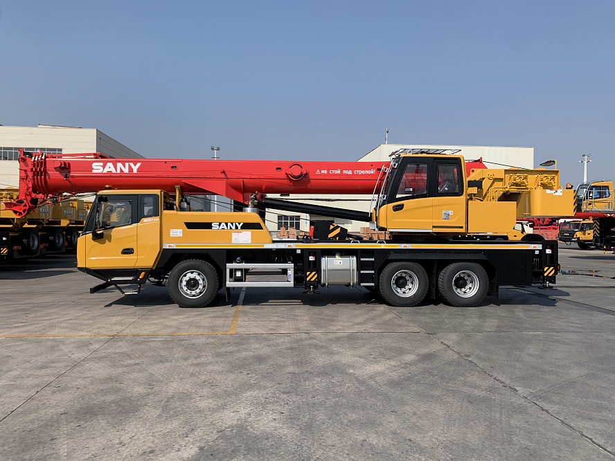 Полноприводный автокран SANY STC300T5-5R
