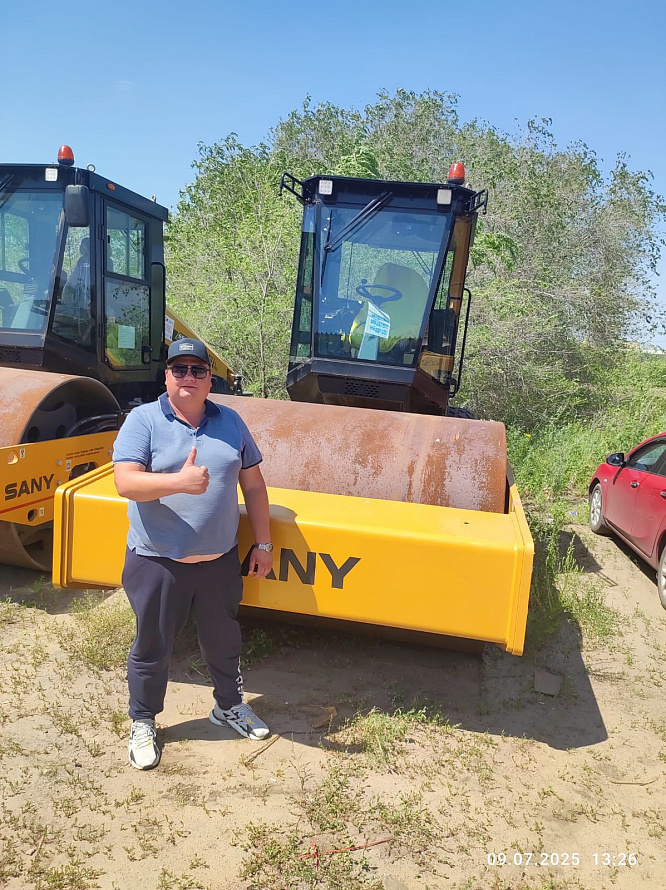 Каток грунтовый SANY SSR150C-8