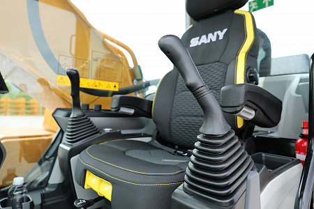 Экскаватор гусеничный SANY SY365H с длинной стрелой 10.5м