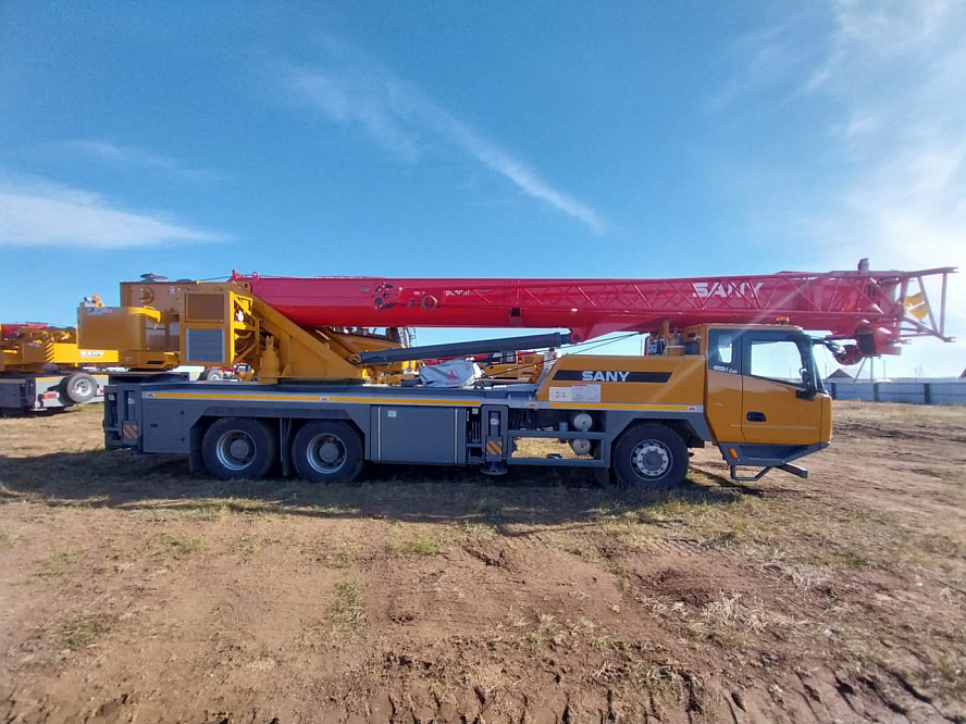 Полноприводный автокран SANY STC300T5-5R