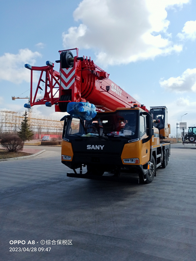 Полноприводный автокран SANY STC300T5-5R