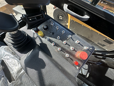 Каток асфальтовый SANY STR140C