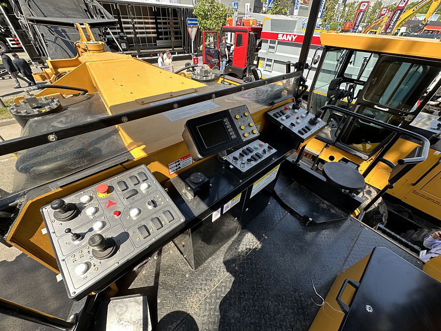 Дорожная фреза SANY SCM2000C-8W