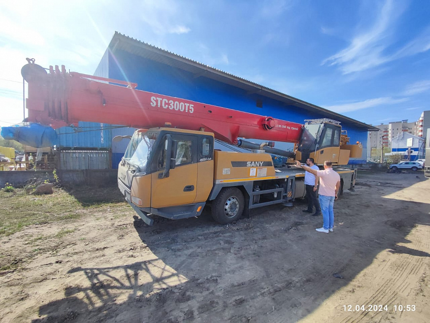 Автокран SANY STC300T5