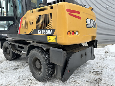 Экскаватор колесный SANY SY155W с аутригерами