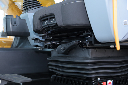 Экскаватор гусеничный SANY SY215H Pro