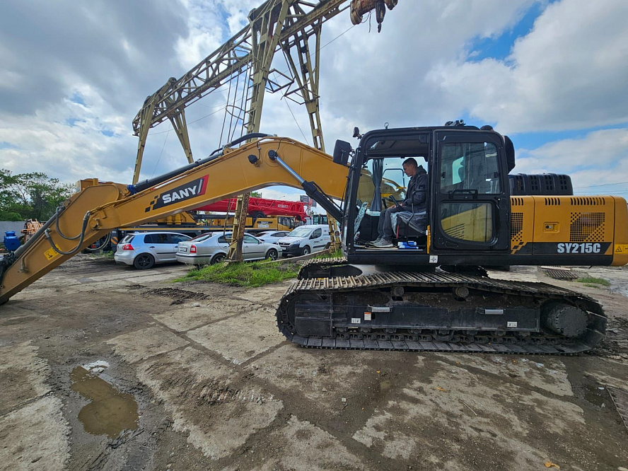 Экскаватор гусеничный SANY SY215C