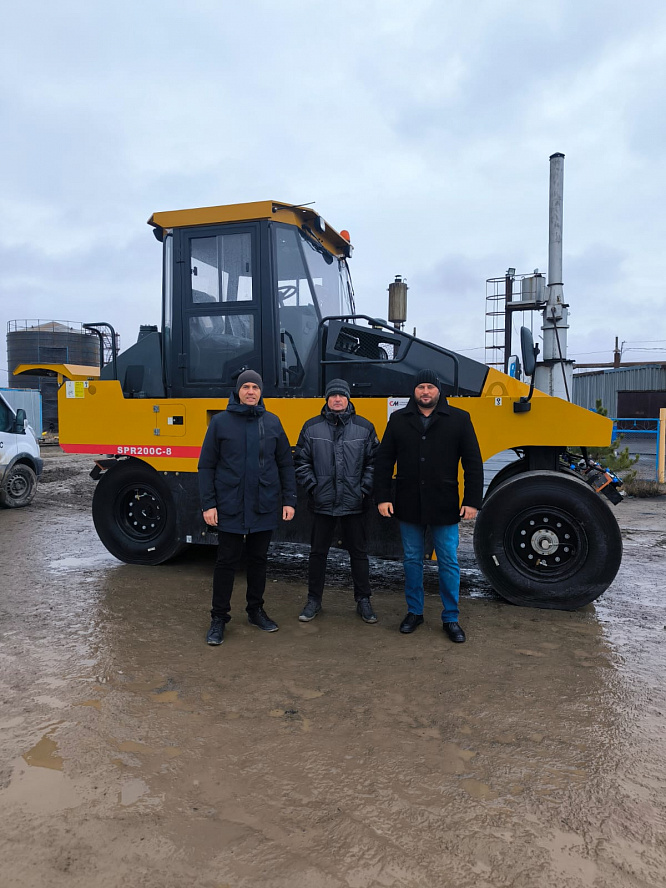 Пневмоколесный каток SANY SPR200C
