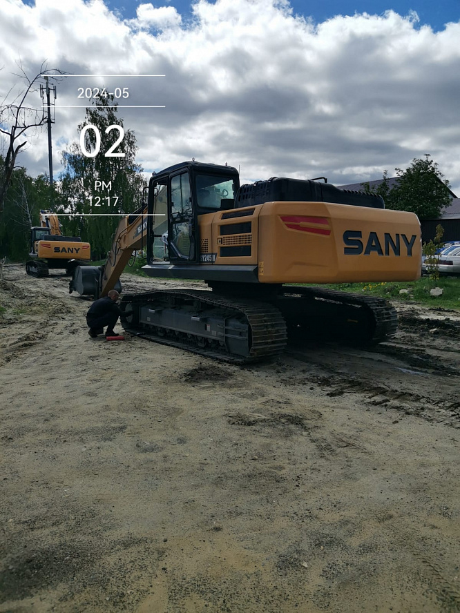 Экскаватор гусеничный SANY SY245H