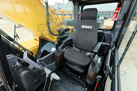 Экскаватор гусеничный SANY SY215C