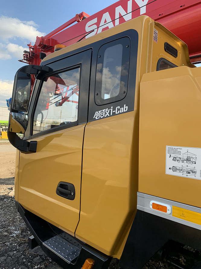 Полноприводный автокран SANY STC300T5-5R