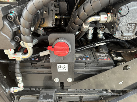 Тротуарный асфальтоукладчик SANY SAP30C-10