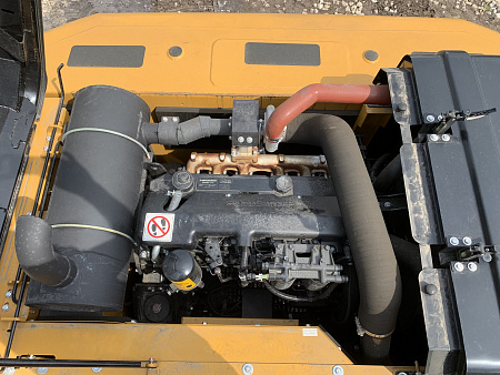 Экскаватор гусеничный SANY SY245H стрела 9.8м
